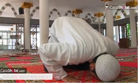makmum dan imam sholat jamaah